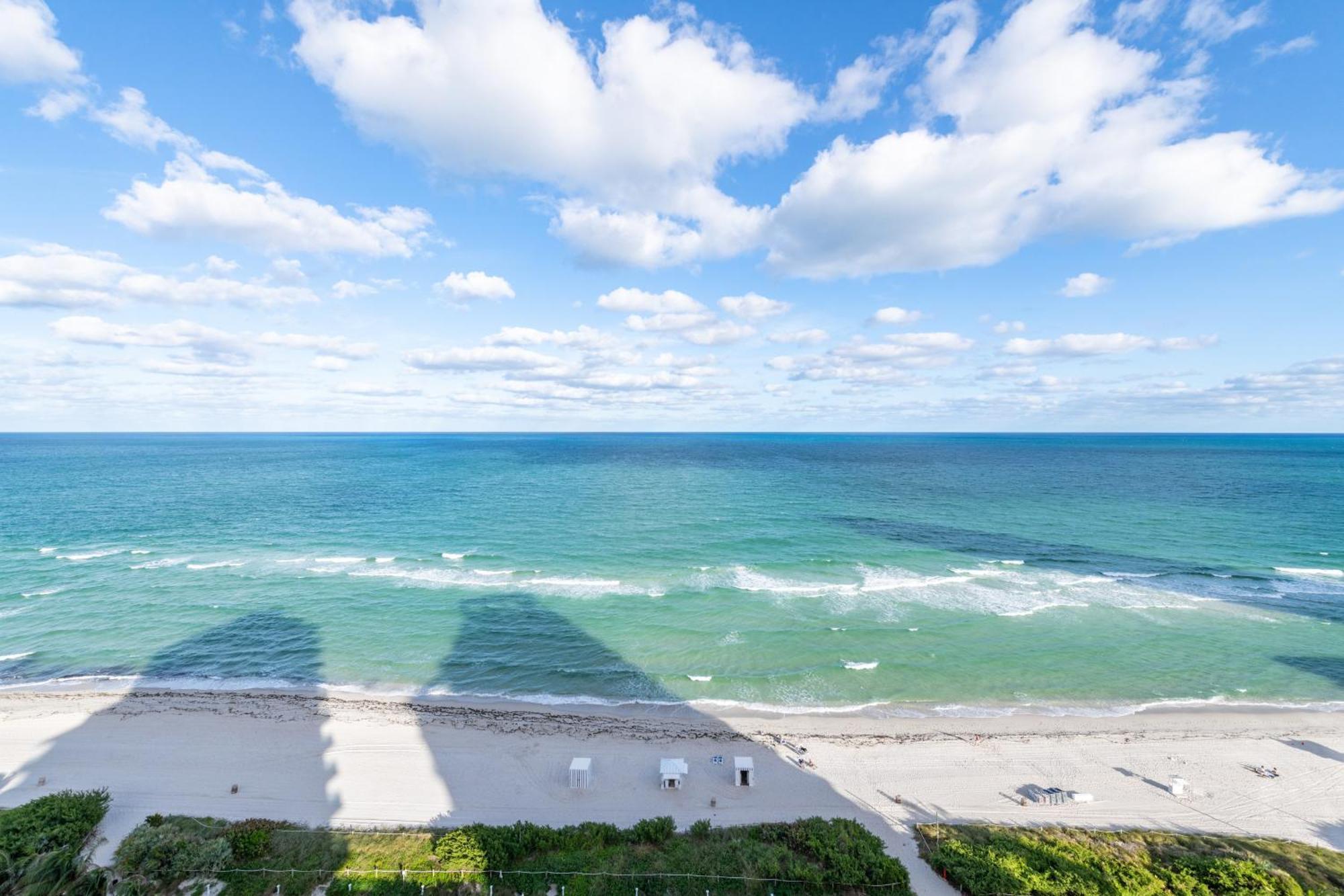 Global Luxury Suites At Monte Carlo Miami Beach Room photo
