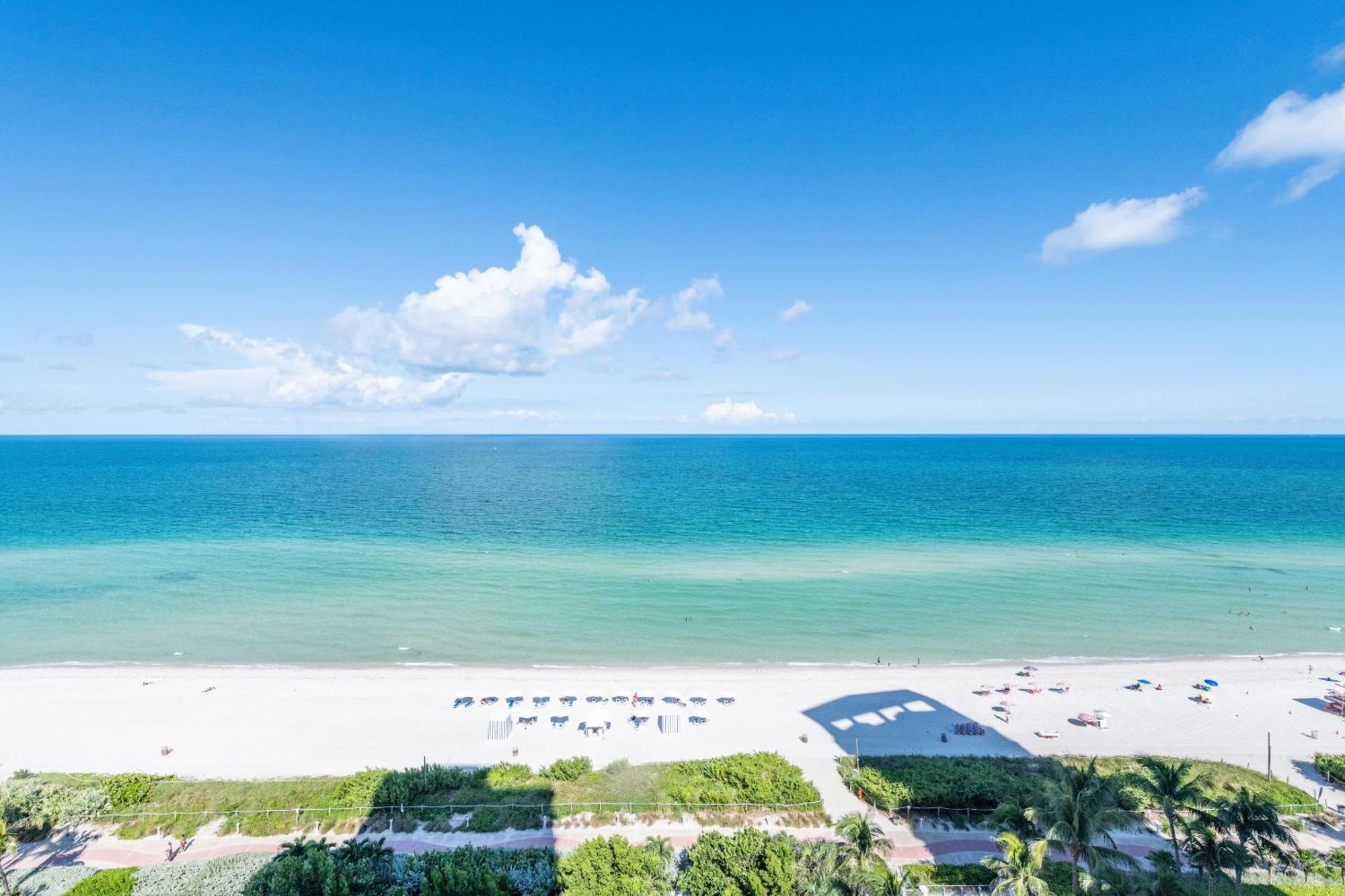 Global Luxury Suites At Monte Carlo Miami Beach Room photo