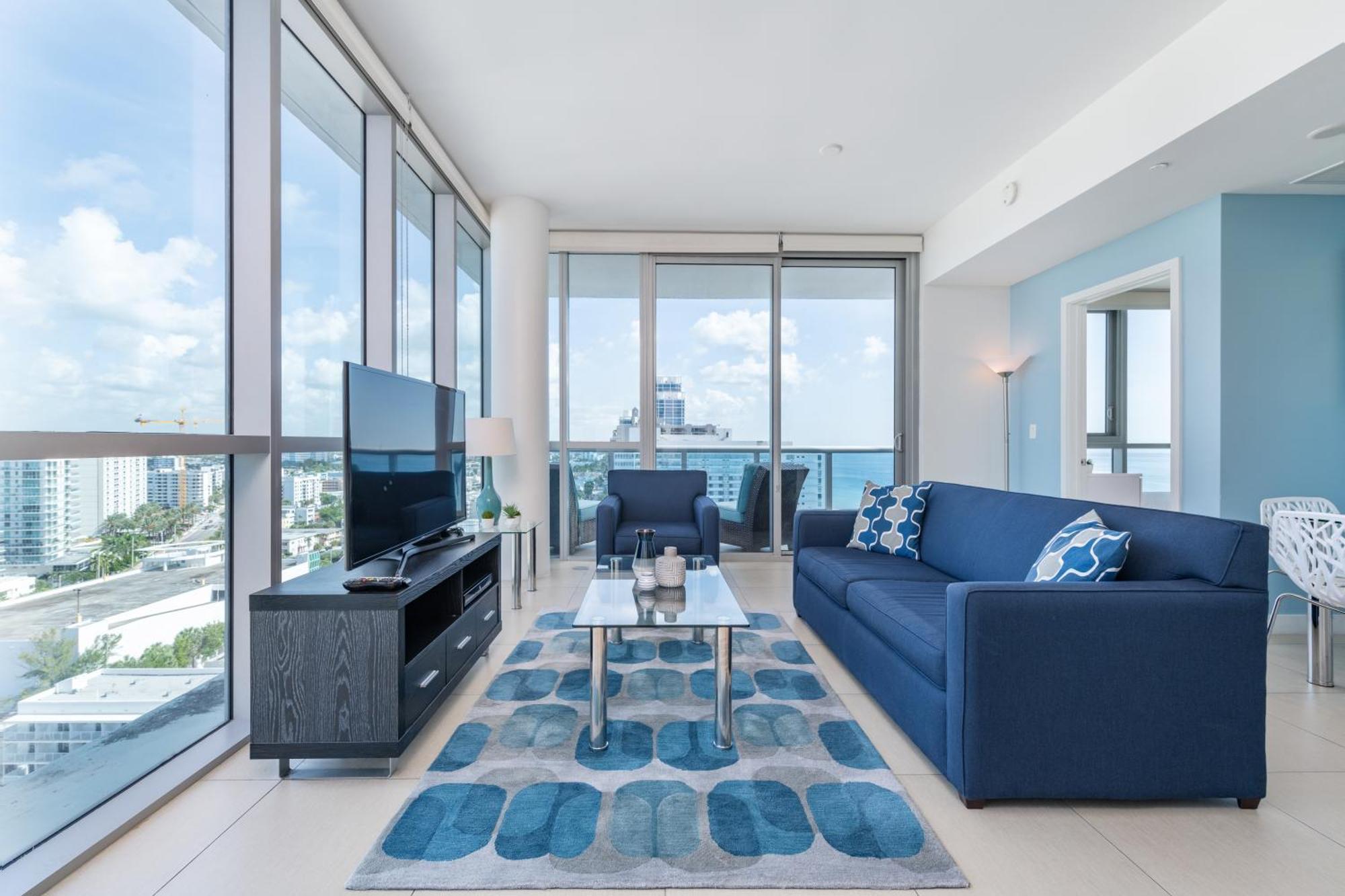 Global Luxury Suites At Monte Carlo Miami Beach Room photo