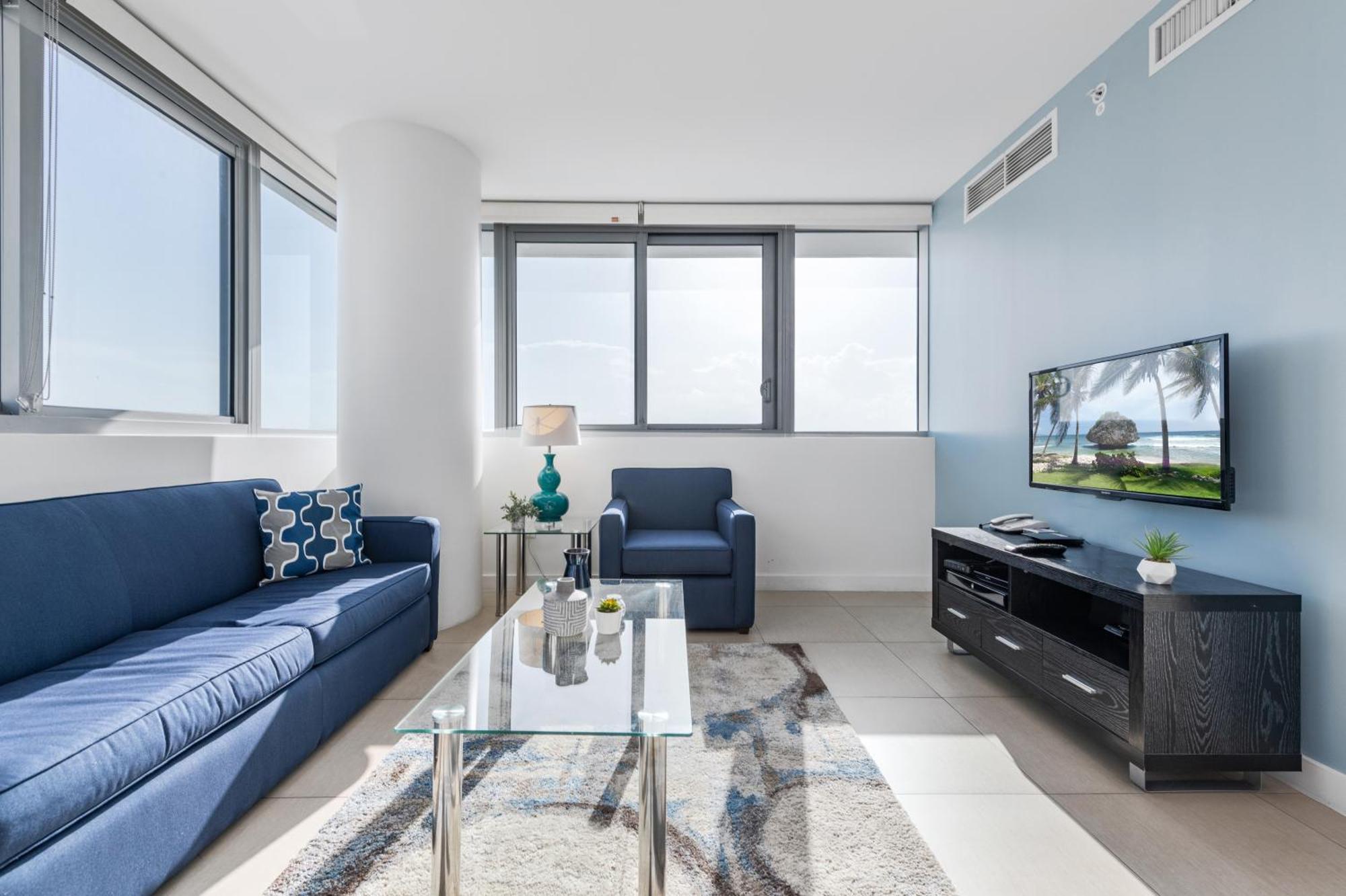 Global Luxury Suites At Monte Carlo Miami Beach Room photo