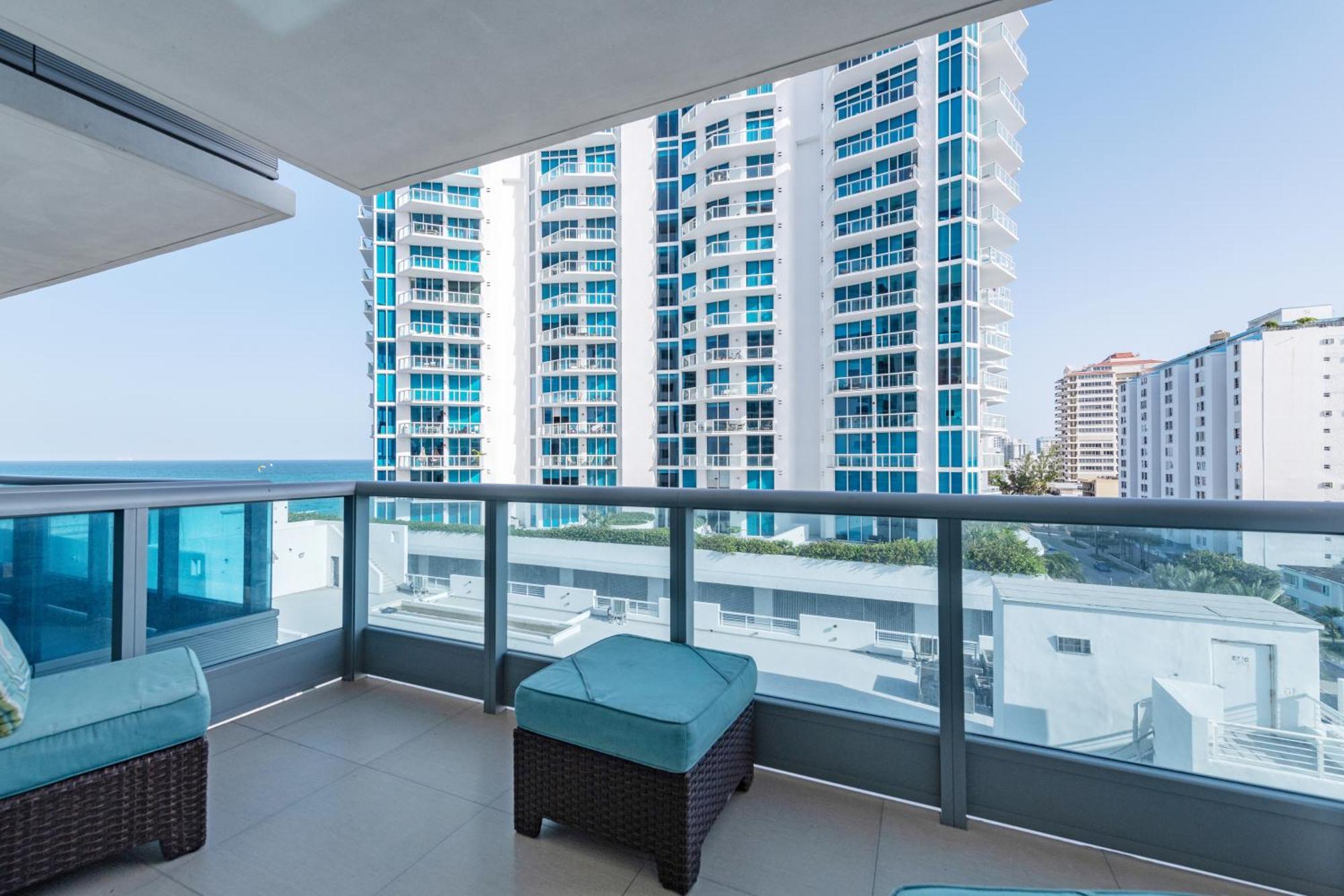 Global Luxury Suites At Monte Carlo Miami Beach Exterior photo